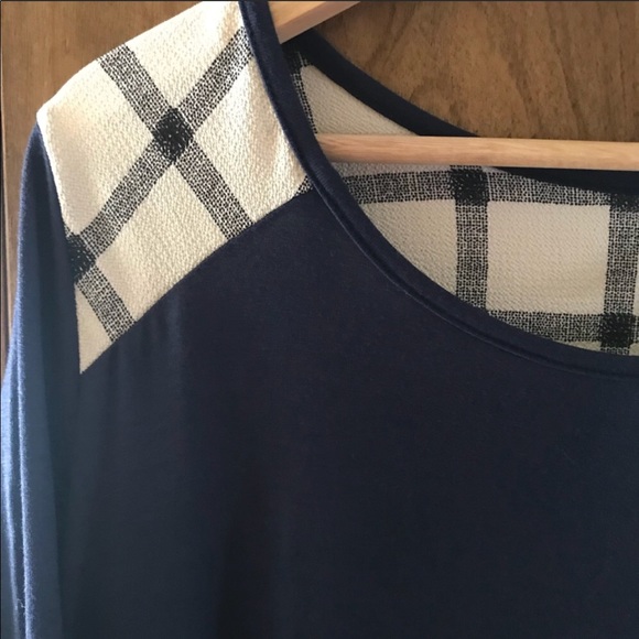 Navy Block Checkered Top - Picture 2 of 4